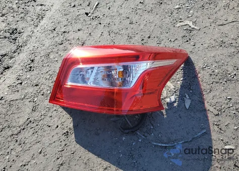 2016 Nissan Sentra S из США, поврежденный, VIN 3N1AB7AP7GY243147